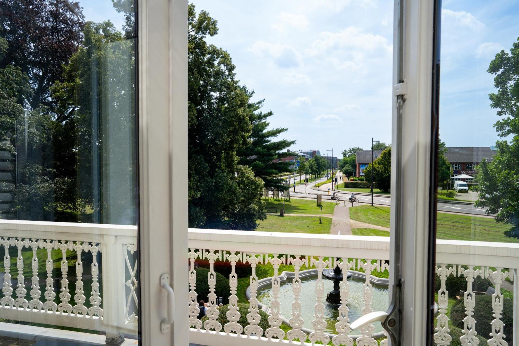 Hotel Villa Ruimzicht Доетинхем Екстериор снимка